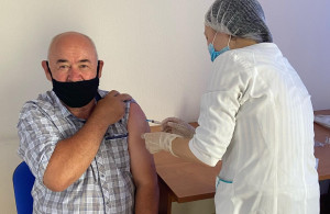 В «Энергосбыте Бурятии» продолжается вакцинация персонала от коронавирусной инфекции.